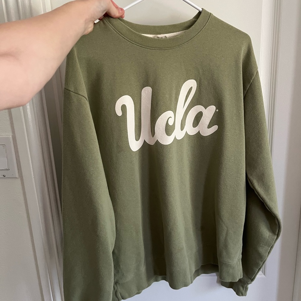 Women's UCLA light green crewneck